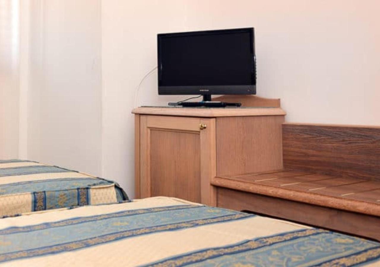 Hotel Thalas Club Торре дель'Орсо Экстерьер фото