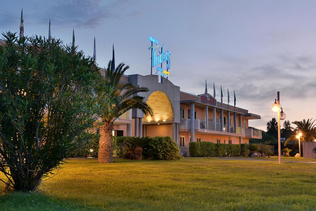 Hotel Thalas Club Торре дель'Орсо Экстерьер фото